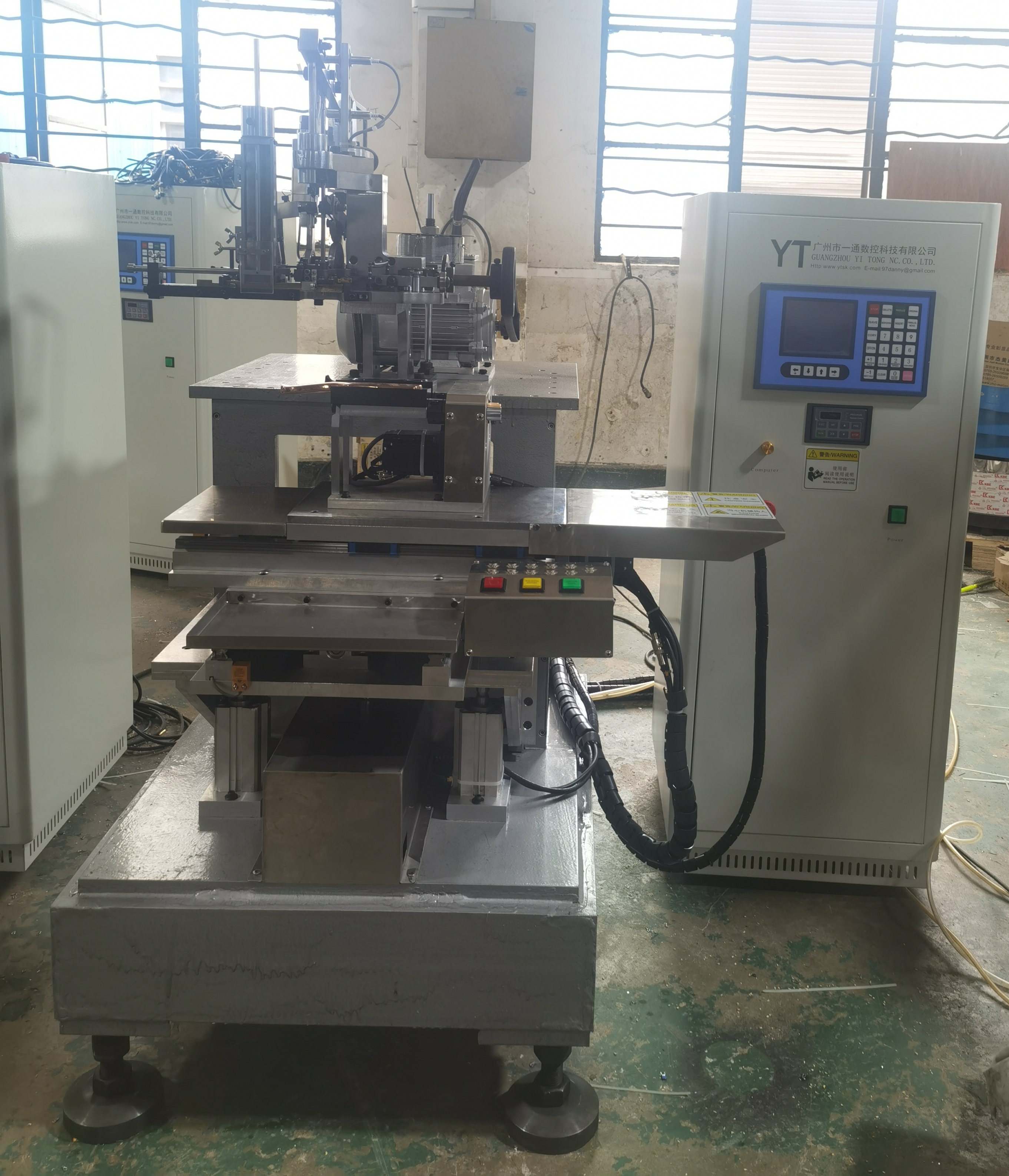 5 axis hair brush machine for double ball-tipping filament